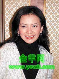 曾华倩生活态度积极李丽／摄